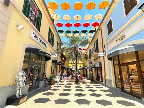 malaga outlet prada|malaga shopping centers.